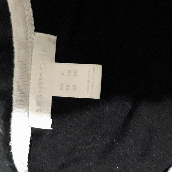 Black sws essentials crop top - Picture 3 of 3